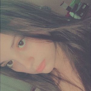 Meet your Posher, Jennaleah